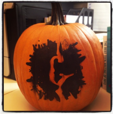 Pumpkin Carving For Lit Lovers - Vegetable Carving (800x450), Png Download