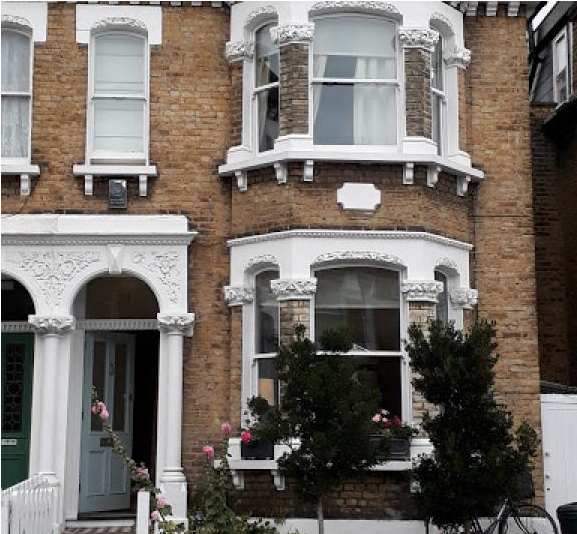 A Victorian House Near A Leafy Common - House (800x533), Png Download