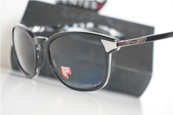 Oakley Chile Facebook - Louisiana (560x632), Png Download