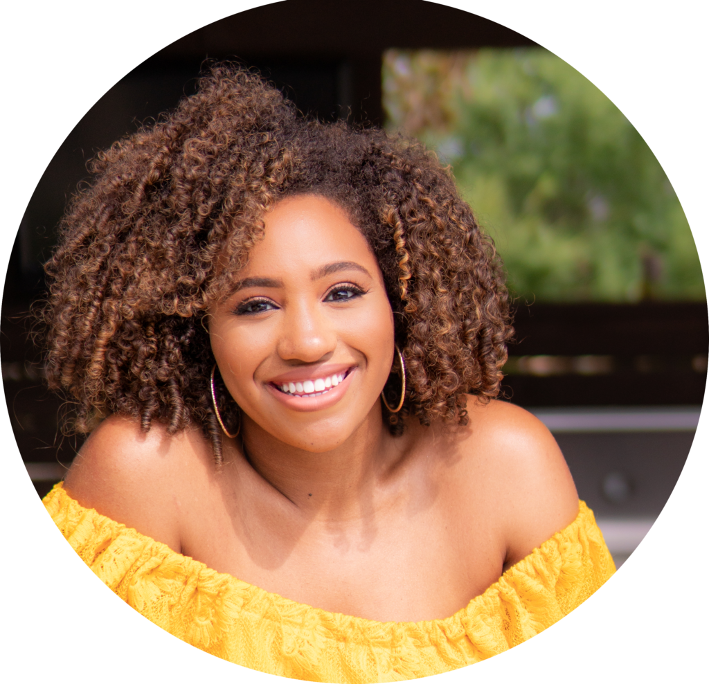Hello My Name Is Marissa, And I Am A Food Blogger, - Afro (1024x988), Png Download