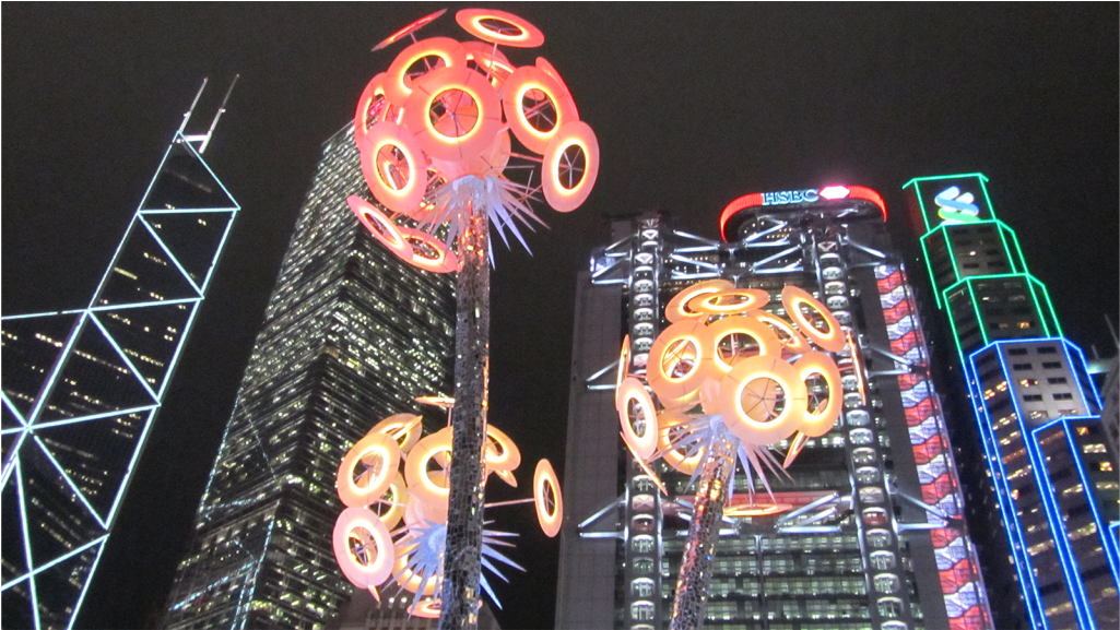 This Monumental 9 Ton Sculpture 'wish' By American - Bank Of China Tower (1280x576), Png Download
