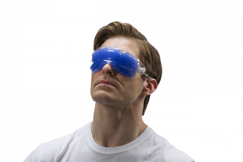 Therapearl Eye-ssential Mask In Use - Therapearl (800x800), Png Download