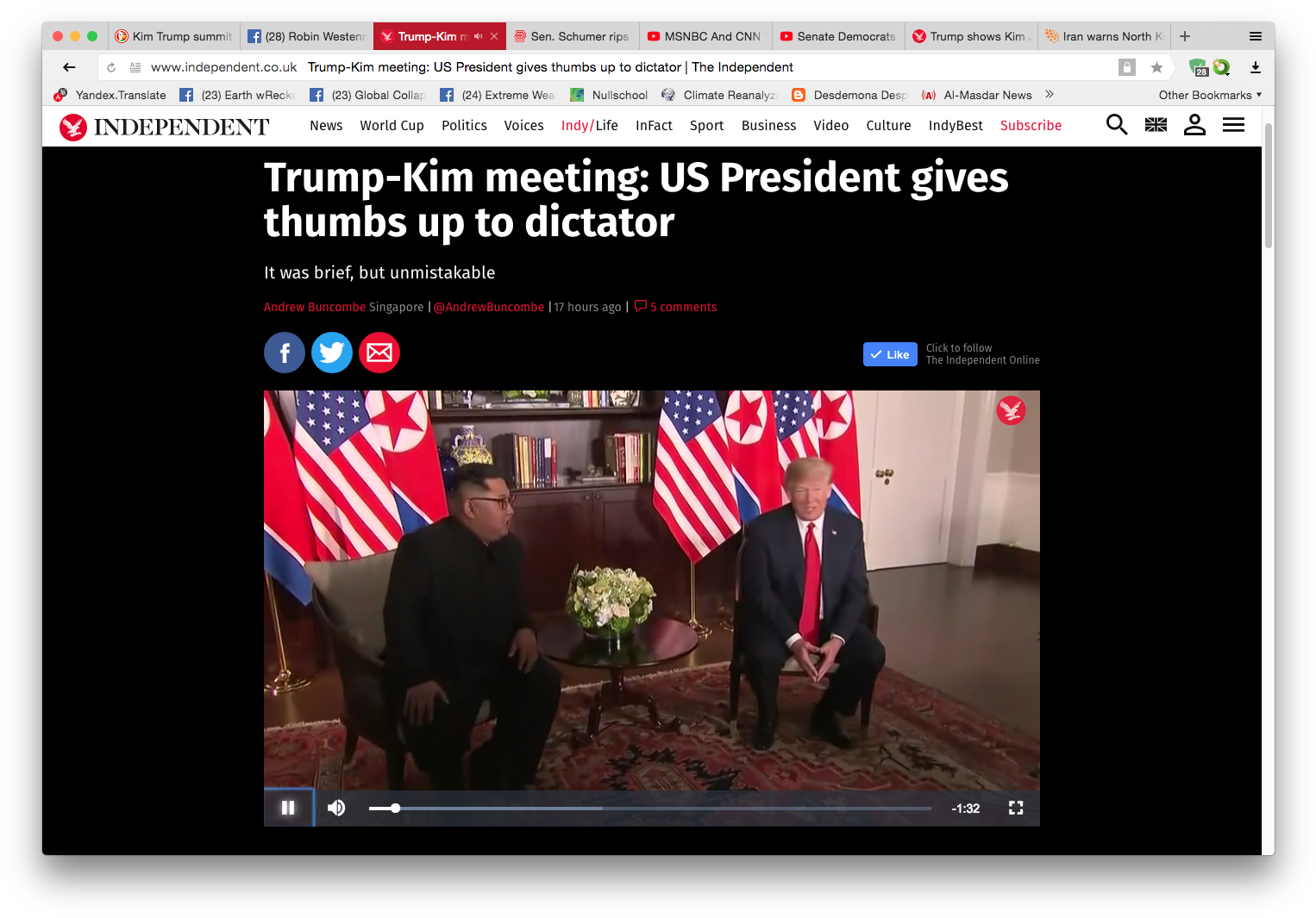 Us President Gives Thumbs Up To Dictator - 25 (1541x1078), Png Download