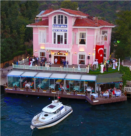 Beylerbeyi Nature Fish Restaurant - Luxury Yacht (553x603), Png Download