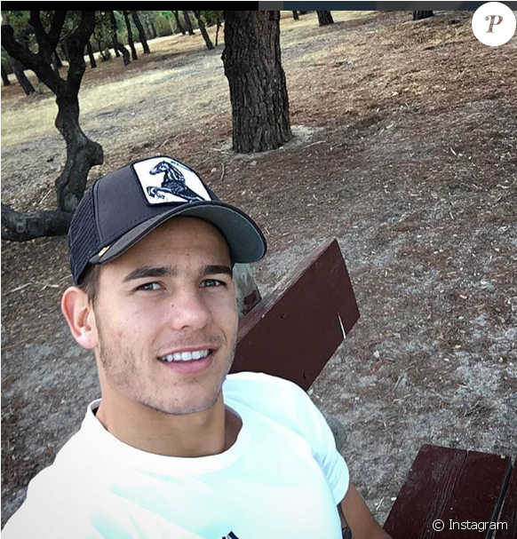 Lucas Hernandez, Défenseur De L'atlético De Madrid - Lucas Hernandez Et Sa Femme (950x606), Png Download