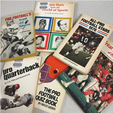 Touchdown Titles - Y.a. Tittle Signed 4.25x6.25 'pro Quarterback' Softcover (800x450), Png Download