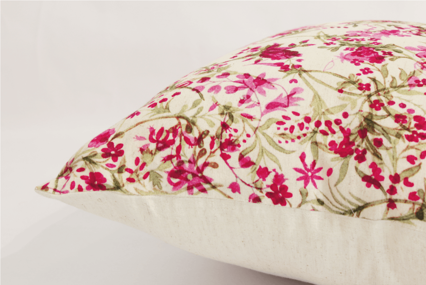 Download Twisted Floral Garden Cushion Cover Bed Sheet Full Size