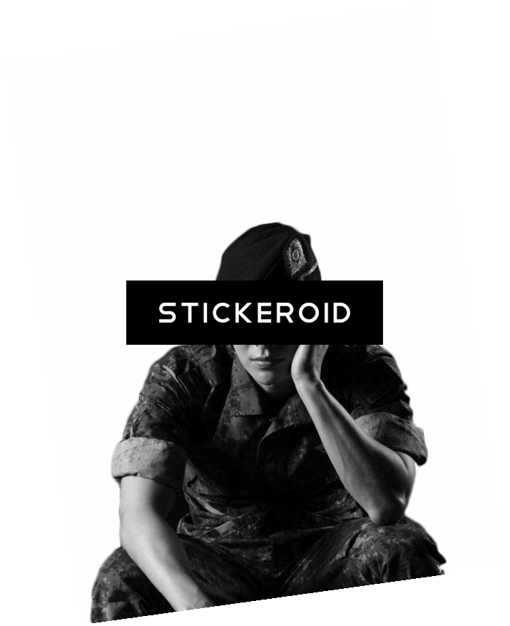 Army - Sitting (715x877), Png Download