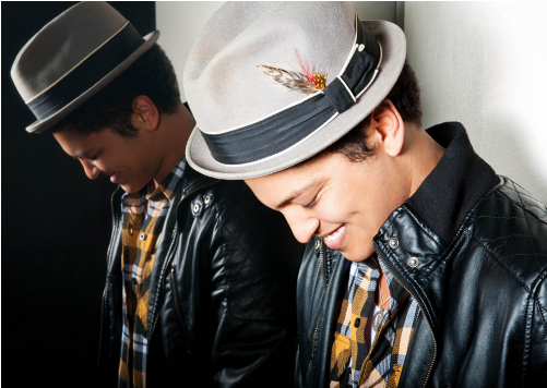 Bruno Mars - Bruno Mars Never Say You Can (500x500), Png Download