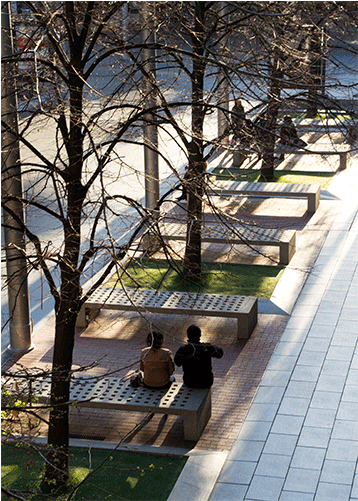 Banca Mayo De Hormigon Gris De Cruz Y Ortiz - Cruz Y Ortiz (768x500), Png Download