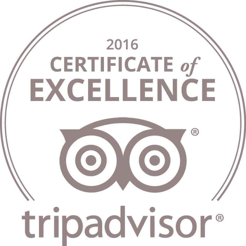 Tripadvisor Badge Mid Tone 200px - Tomtom Via 52 5" Sat Nav - With Uk, Roi & Western (833x833), Png Download