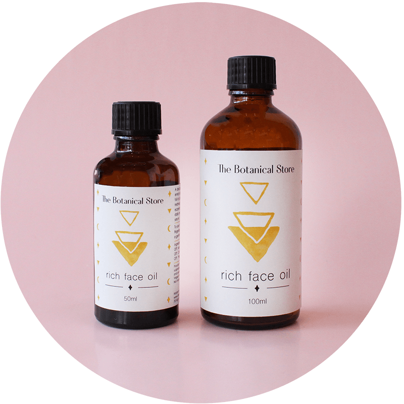 Essential Oil, This Rich Face Oil Provides Deep, Long-lasting - Glass Bottle (800x800), Png Download