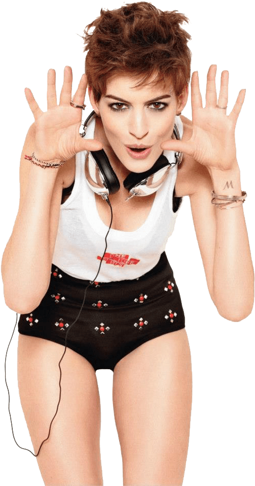 Anne Hathaway With Headphones - Anne Hathaway First Movie (716x960), Png Download