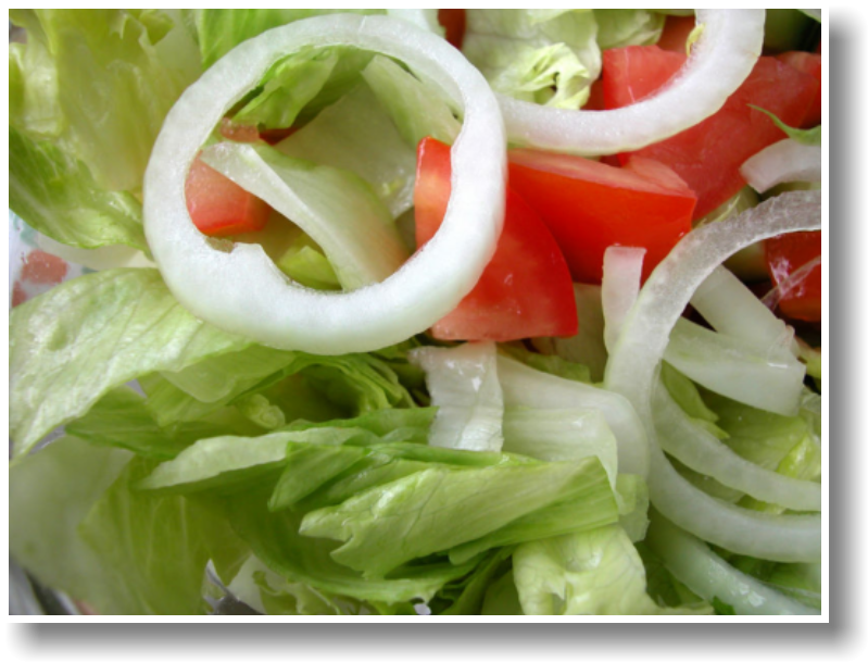 Lettuce, Onion, Tomato, Croutons, Cheddar, Chicken, - Salad Dressing (834x646), Png Download