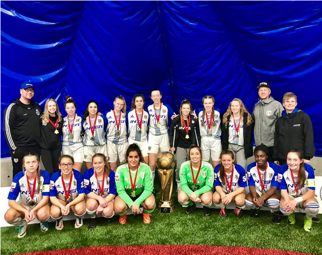 Inter 2005 Girls Taking Home Silver - Soccer Player (902x496), Png Download