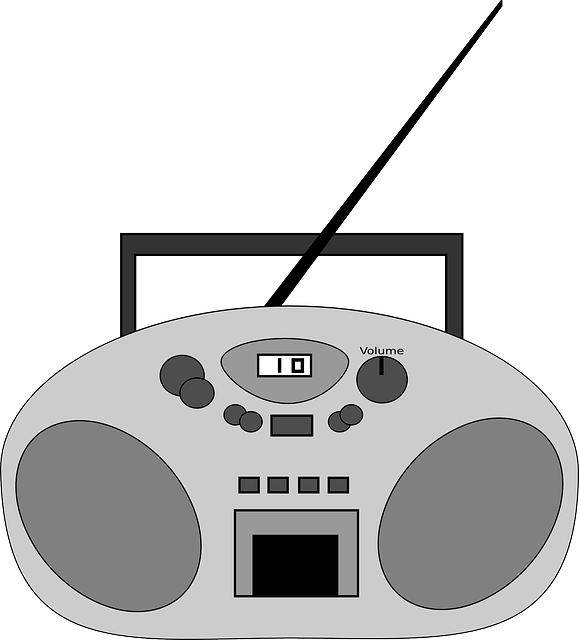 Image Royalty Free Download About Us Hi On Line Hifi - Radio Clip Art (579x640), Png Download