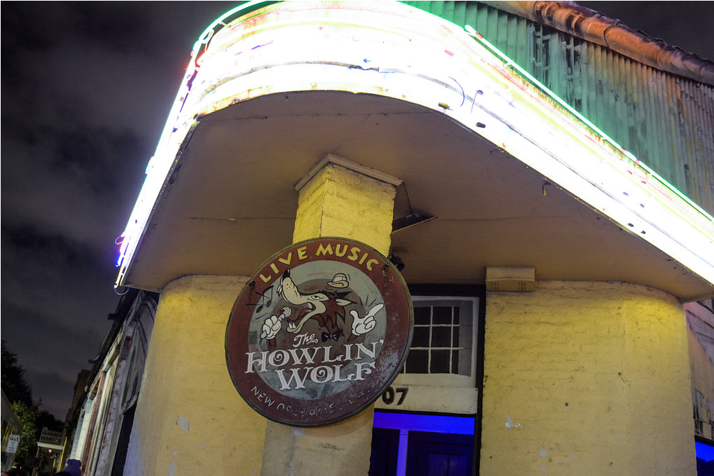Neons Venue Ibe 1x - Building (1257x837), Png Download
