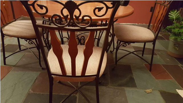 Kitchen Table With 4 Chairs (640x480), Png Download