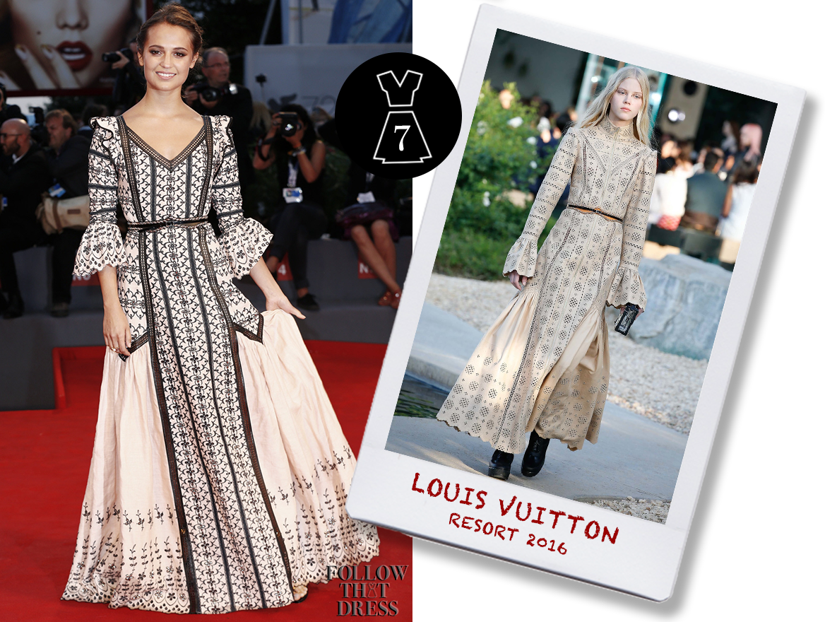 Alicia Lv Venice 72nd - Eddie Redmayne On Alicia Vikander (1168x880), Png Download