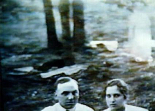 Real Ghost Photo - Scary Photos In Real Life (631x366), Png Download