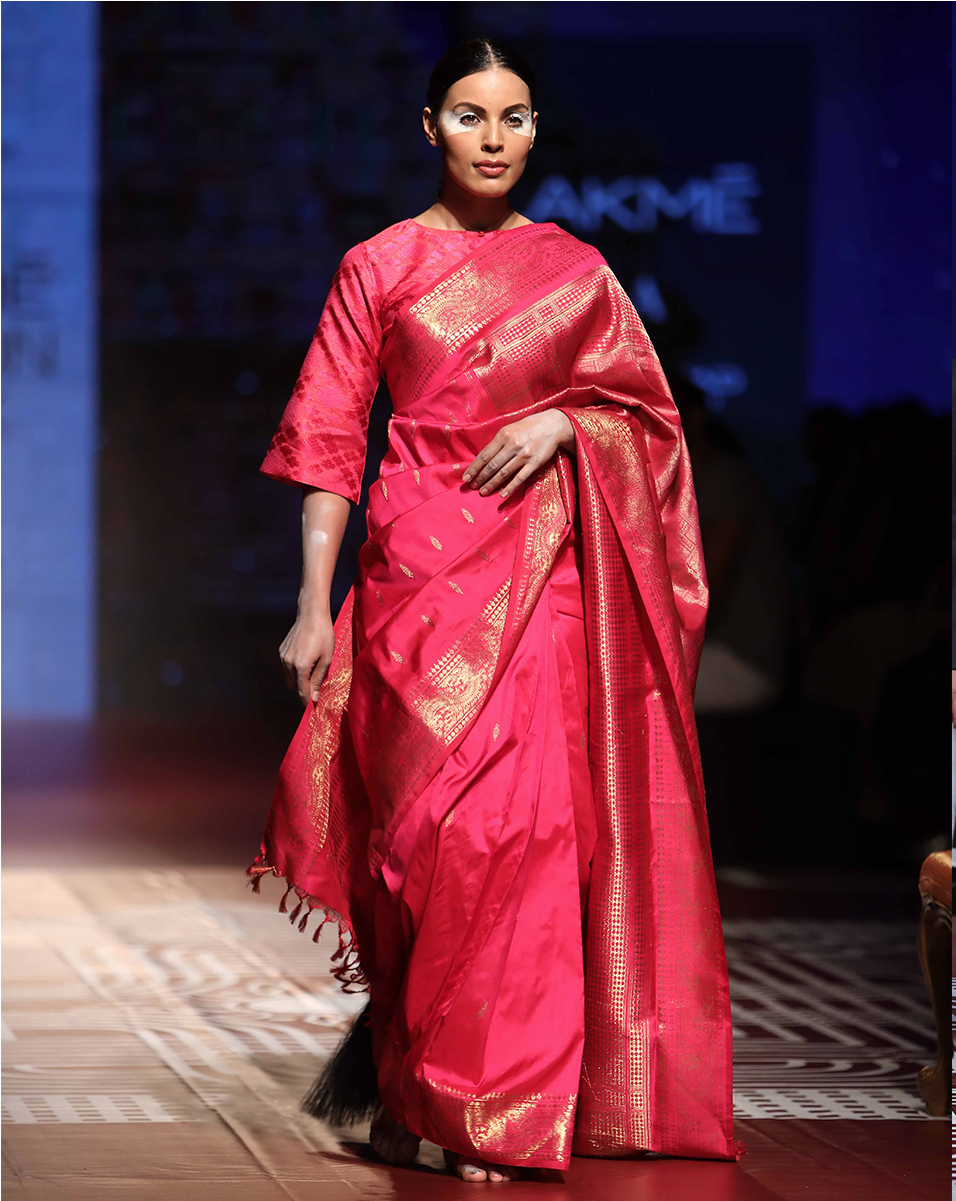 Traditional Silks Presented By @rmkv Silks , Which (1200x1200), Png Download