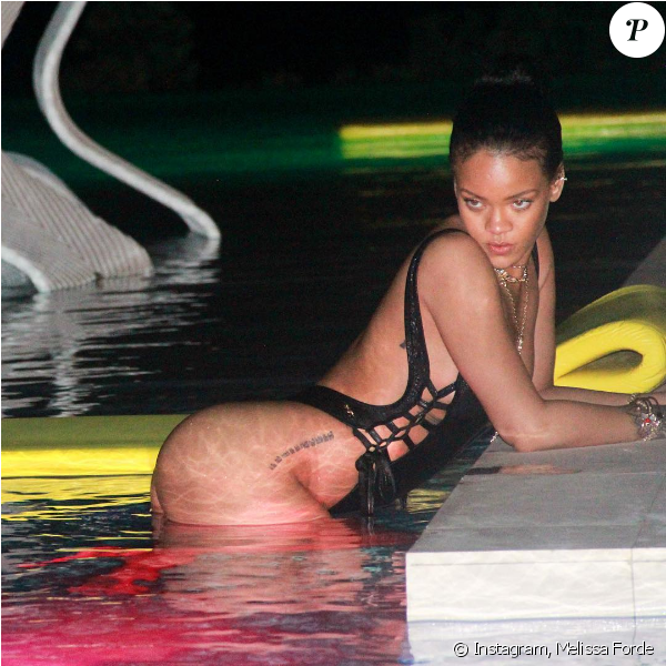 Rihanna À La Barbade (950x599), Png Download