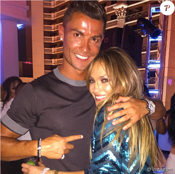 Cristiano Ronaldo À L'anniversaire De Jennifer Lopez (950x590), Png Download
