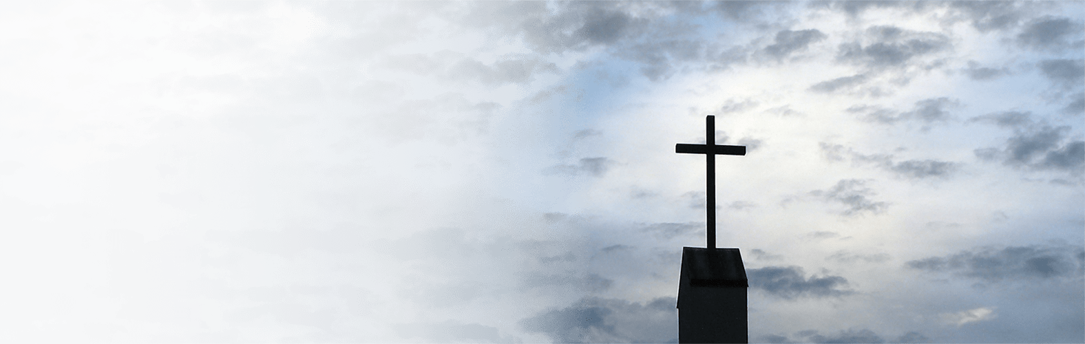 8914 A Cross Before A Cloudy Sunset Sky Or Cropped - Cross (1576x500), Png Download