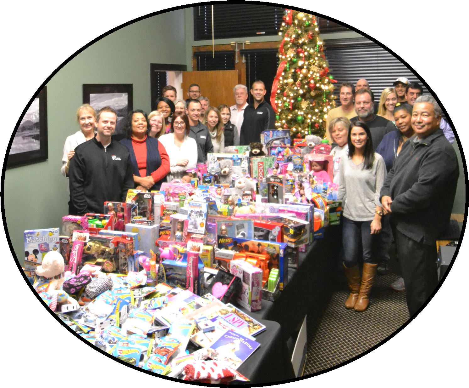 2016 Van Rooy Companies Toy Drive (1671x1389), Png Download