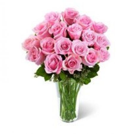 Pink Roses In Vase 24 Flowers - Light Pink Roses In Glass Vase (600x450), Png Download
