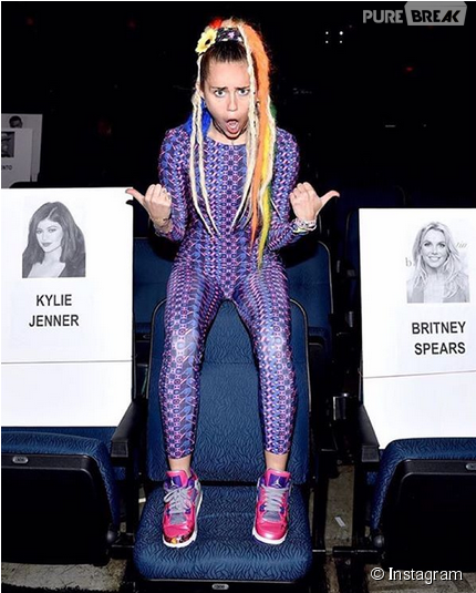 Miley Cyrus Ensaiando No Vma 2015 Para Sua Apresentação - Vmas 2015 (620x534), Png Download