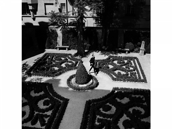 The House Of Saint Laurent Couture - Yves Saint Laurent (600x450), Png Download