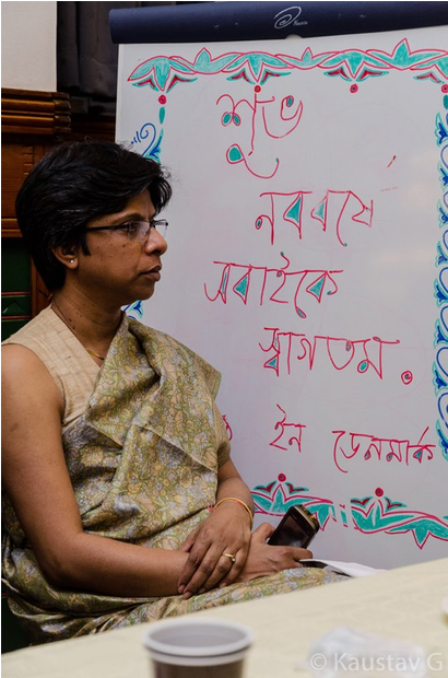 Saraswati Puja 2013 - Teacher (1100x619), Png Download