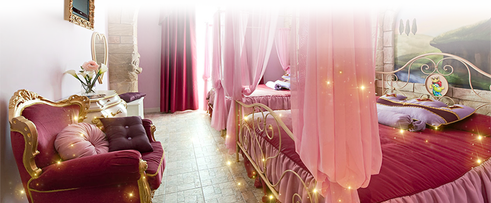 Choose One Of Our Incredible Themed Rooms - Camera A Tema Princess Kingdom Gardaland (978x404), Png Download