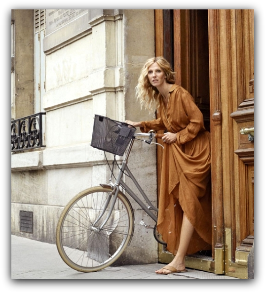 Kiberlain, French Actress In Paris, France - France Bicycle Fashion Style (544x598), Png Download