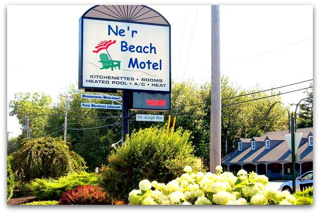 Ne R Beach Hotel (628x420), Png Download