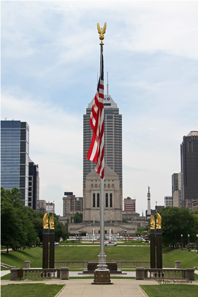 Indianapolis / Cenotaph Square In The American Legion - Indiana World War Memorial (650x650), Png Download