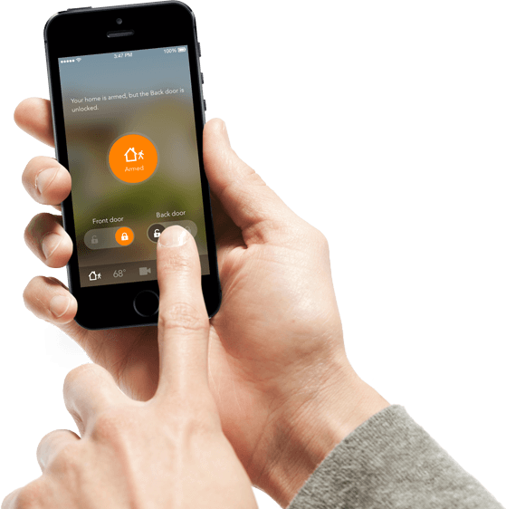Right Hand With Phone Opt - Hand Using Phone Png (559x562), Png Download
