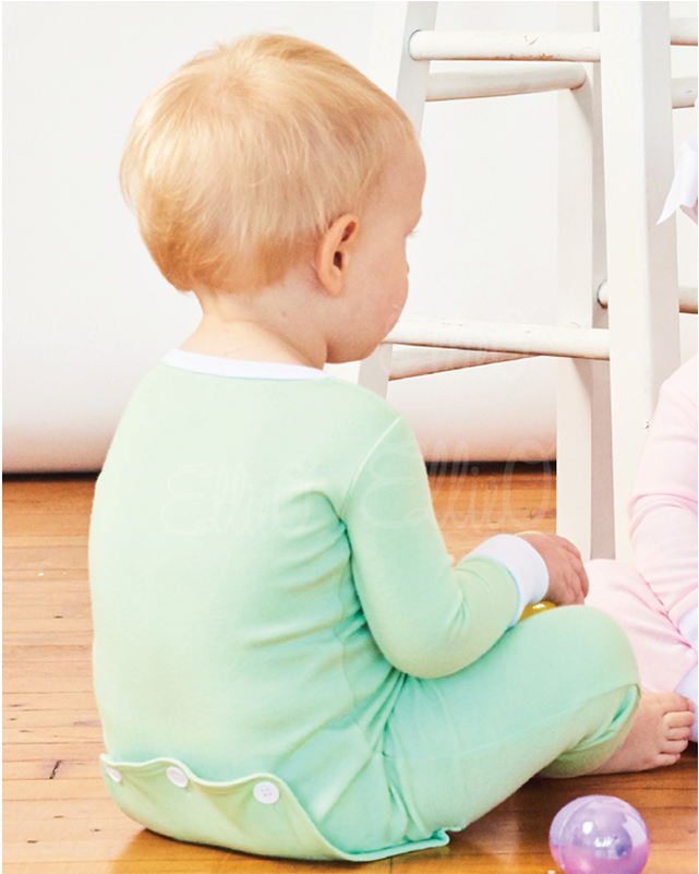 Ellieo Soft & Sweet Faux Drop Seat Boys / Girls Green - Sitting (800x800), Png Download