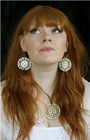 Sunburst Drops - Girl (662x478), Png Download