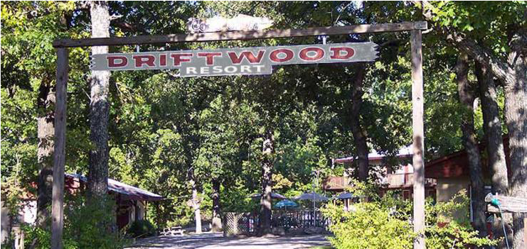Welcome To Driftwood Resort - Street Sign (800x520), Png Download