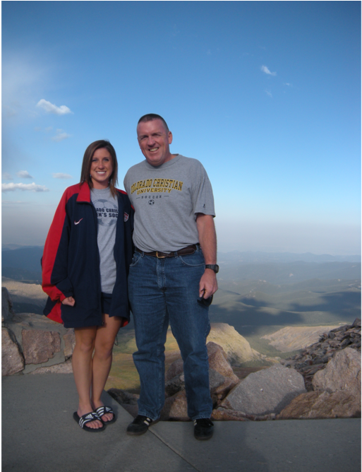 Kelly And Her Father Pose For A Photo At The Top Of - Vacation (1000x667), Png Download