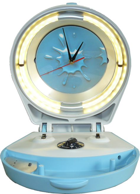 Retro Vintage Clock With Illumination, Dcf Clock, Bakelite - Analog Watch (474x658), Png Download
