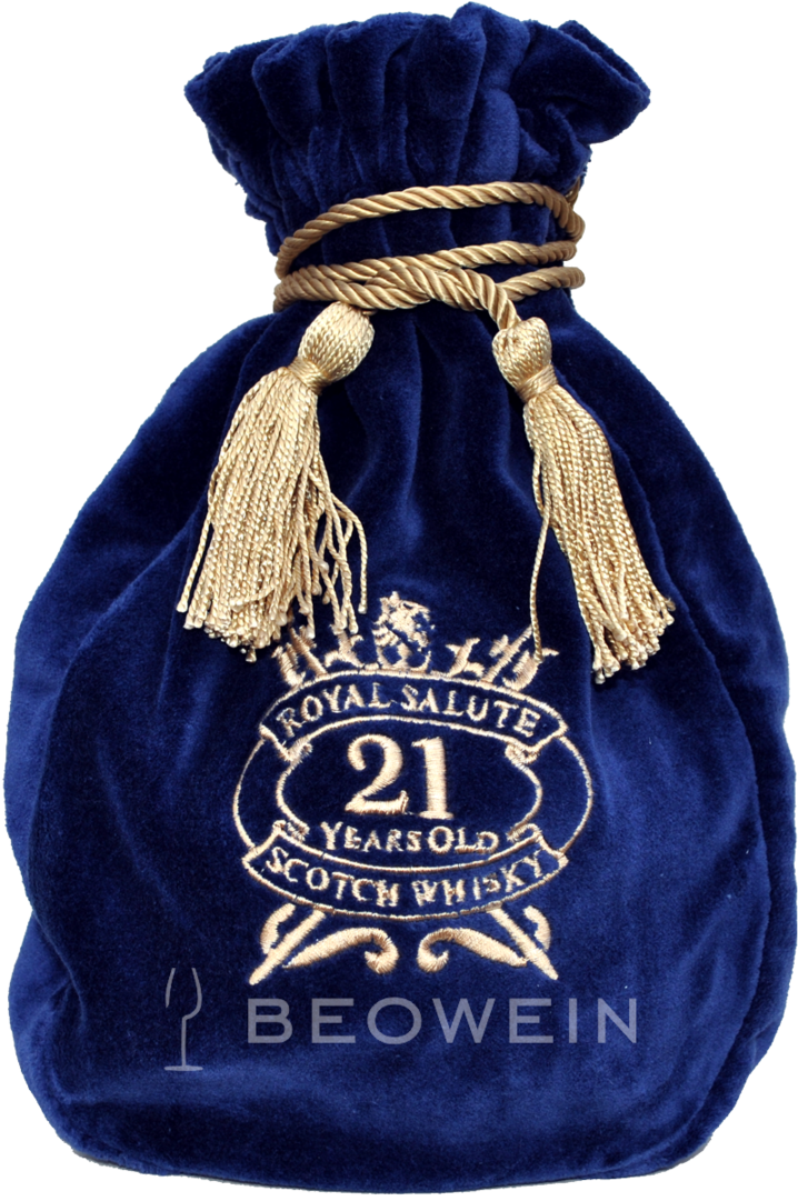 Chivas Regal 21 Years Royal Salute Sapphire 0,7 L - Royal Salute (1080x1080), Png Download