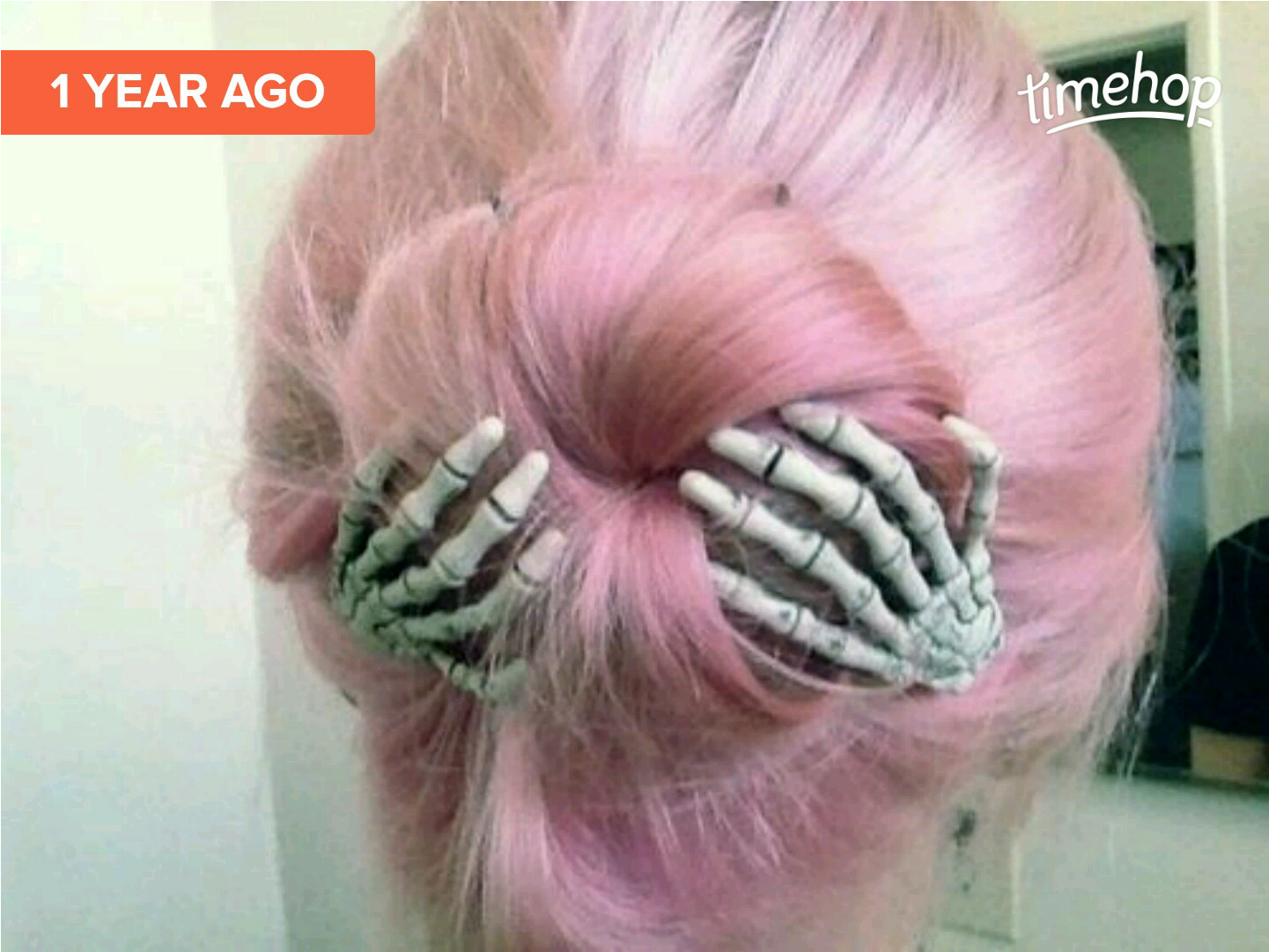 Skeleton Hand Hair Clips (1440x1440), Png Download