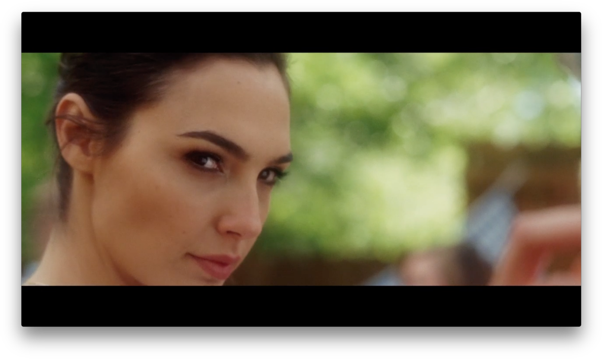 Gal Gadot On Twitter - Girl (1200x717), Png Download
