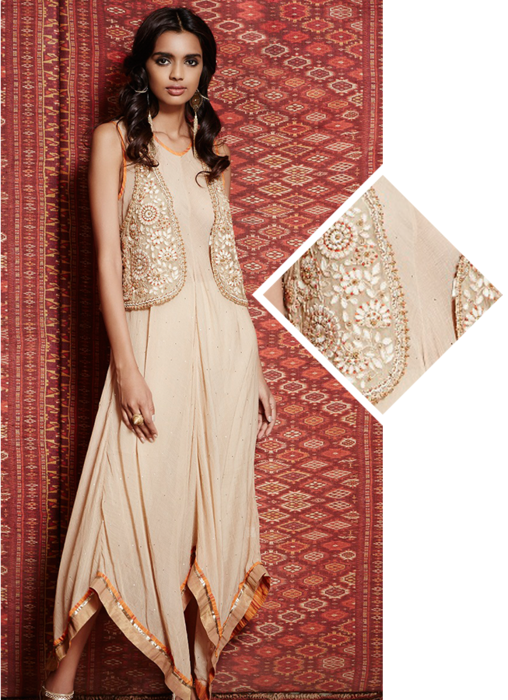 Beige Embroidered Kurta Set By Ritu Kumar - Dresses By Ritu Kumar (508x700), Png Download