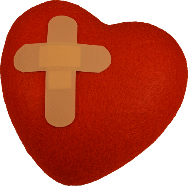 Image By Dreampixer On Pixabay - Corazon Con Parche Png (640x637), Png Download