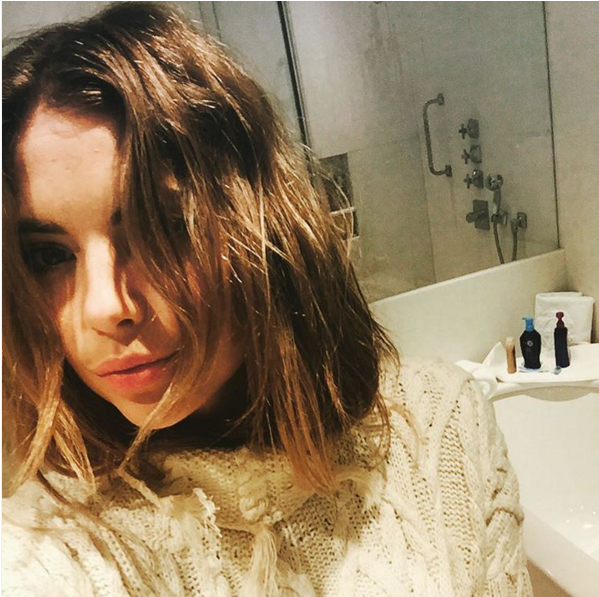 Aniversário De Ashley Benson, De Pretty Little Liars - Girl (1200x630), Png Download