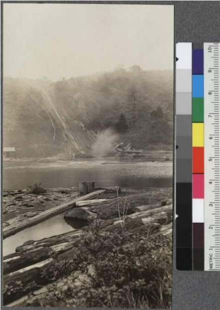 Showing Method Of Getting Logs From Cars Into Pond, - Loch (800x700), Png Download